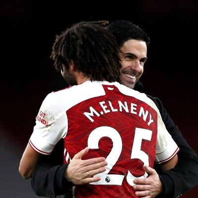 وجدت فيه نفسي، مكان أنتمي إليه @Arsenal ارسن فينجر أعظم شخصية رياضية لدي ، و كنت ممن طالب بخروجه