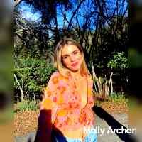 sofiali39's profile picture. • LA
• Lifestyle | Beauty | Dance
• Email for Collabs