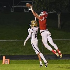 Cedar Catholic//2025//football,basketball//6’5 195 WR & LS//First Team All State//4.9 40 yard dash//3.8 GPA//📞 (402) 518-6019