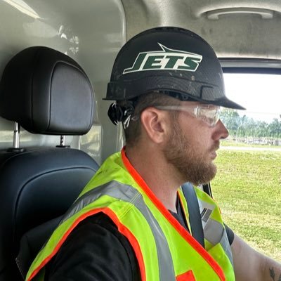 Father. Husband. Jets. Golf. Plumbing. And Jets Again. Working my way into discussion forum videos https://t.co/d1Y5Id4SzP
