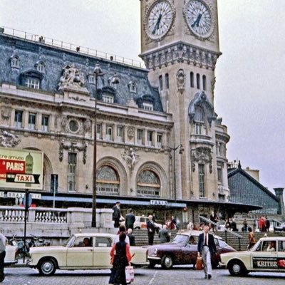 Taxi parisien depuis que Jack Lang n'est plus ministre de la culture