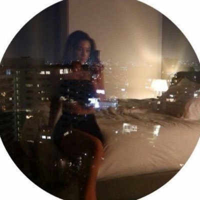 anbfbey77's profile picture. انا حيث الأقلّية ، لن تَجدني في الضَجيج .🔝