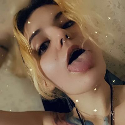 Nsfw Content Creator💛Latina💛Kink& Fetish friendly 😈 Don't be afraid to msg me here or on any of my nsfw accts(DM me for my nsfw accts bby!)