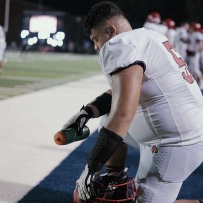 class of 2024
5'10 265 pounds
4.167 grade average
Starting Right Tackle
Starting Defensive Tackle 
Mayfield Highschool 
email: jaylenbass8@gmail.com