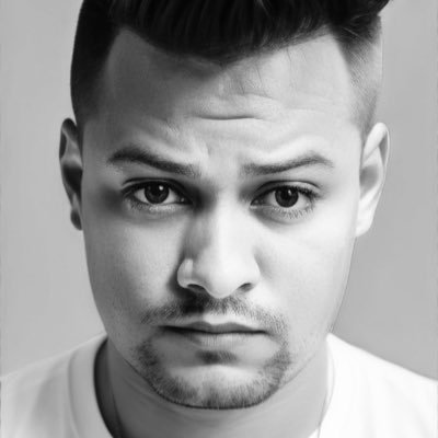 dfsilvadev's profile picture. Sênior Frontend Developer e desenvolver se tornou um hobby favorito. Atualmente pratico esse hobby filosofando sobre meus códigos com uma cerveja (🍺).