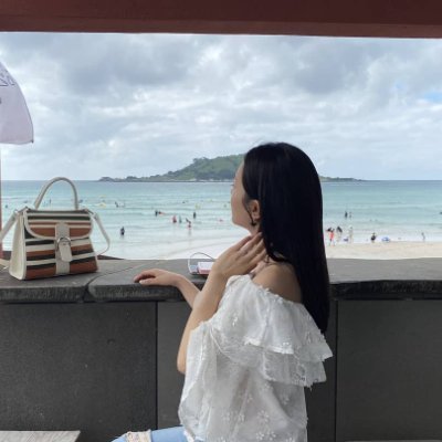 Luminous_body's profile picture. Like travel, food, sports, reading, making friends