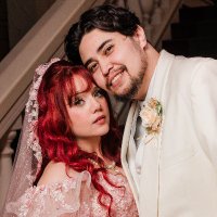 strawberry in love 🎀 (@honeybunwife) 's Twitter Profile Photo strawberry in love 🎀 (@honeybunwife) 's Twitter Profile Photo