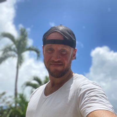 TCh16902's profile picture. 