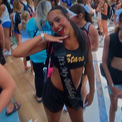 adrianalpez05's profile picture. wcss💫