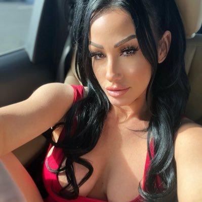 Jennifer White Profile