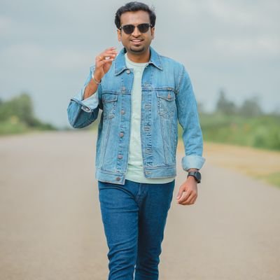 Alon_Rusk_'s profile picture. ನಾನು ಪದಗಳ ಜೊತೆಯಾಟವಾಡುತ್ತೇನೆ , ಅವು ನನ್ನ ಜೀವನದ ಜೊತೆಯಾಟವಾಡುತ್ತದೆ 😂🤣 
Born in Rajajinagar, Raised in Vijaynagar and Settled in Nagarbhavi 😎🤩