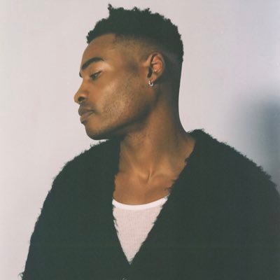 according2ken's profile picture. 👽The hardest thing to say is what i ain’t saying.