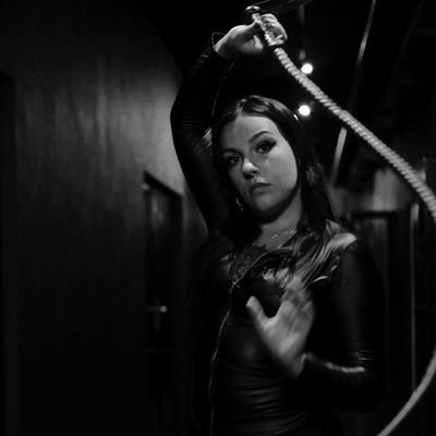 Experienced International Dominatrix known from BDSM subculture -, online - rt sessions 
ARTIST | MUSE | MENTOR onwer of the feminine fantasies 📍 BOOKINGS ON⛓️