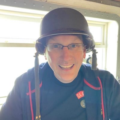 Military history geek | West Ham | #Chefontour | CWGC Volunteer | All thoughts my own | look at my other account for all things Chef @chris04463247