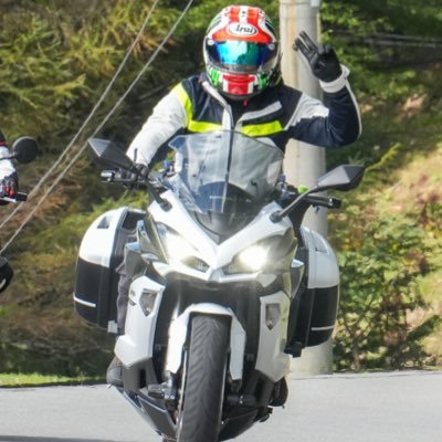 【バイク垢】#Ninja1000SX/#PCX e:HEV/#忍千はいいぞぉーおじさん組合/⚠︎バイク垢はフォロバしますがリムバもするので注意⚠︎