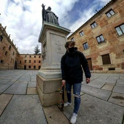 🏥 Trabajador Social AECC Oncología CAUSA
🎓 𝑷𝒉𝑫. 𝑻𝒓𝒂𝒃𝒂𝒋𝒐 𝑺𝒐𝒄𝒊𝒂𝒍
🧠 𝑷𝒓𝒐𝒇. 𝑼𝒏𝒊𝒗𝒆𝒓𝒔𝒊𝒅𝒂𝒅 𝒅𝒆 𝑺𝒂𝒍𝒂𝒎𝒂𝒏𝒄𝒂