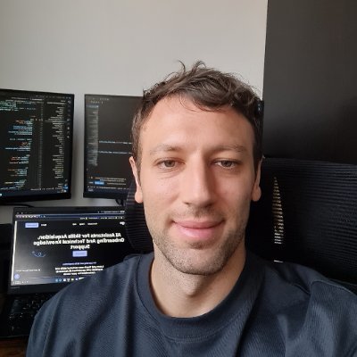 davidepetruzzi_'s profile picture. AI Engineer; building https://t.co/zX7lna8AAT - your AI web researcher