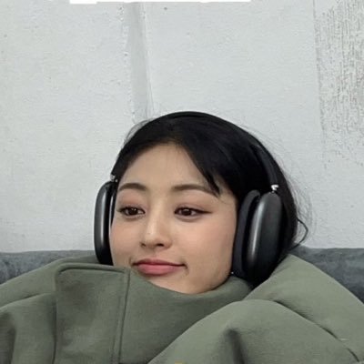 _notjihyo's profile picture. i have a huge crush on jihyo ☆彡 |