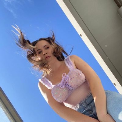 AlisonTroy2005's profile picture. 