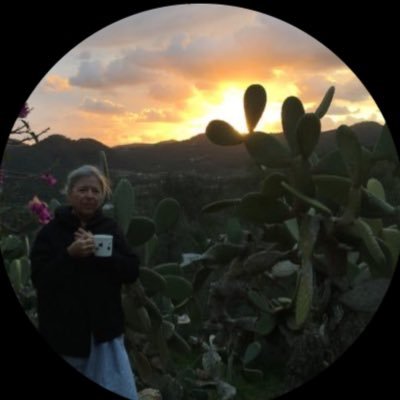 RivkaBagno's profile picture. 