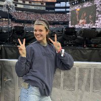 kayla(@SwiftBeSlaying) 's Twitter Profile Photo