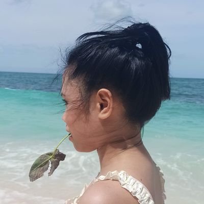 SoSamSexy's profile picture. ᜃ̱ᜅ̟ ᜉᜇ̵ ᜐᜌ̥, ᜉᜇ̵ ᜐᜌ̥. / 
non-biodegradable