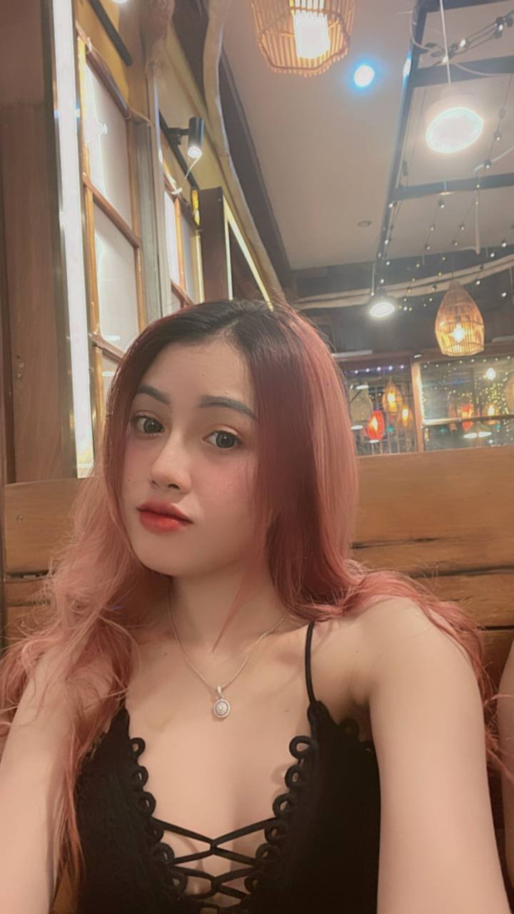 pouwhe90877's profile picture. Creating fun moments !