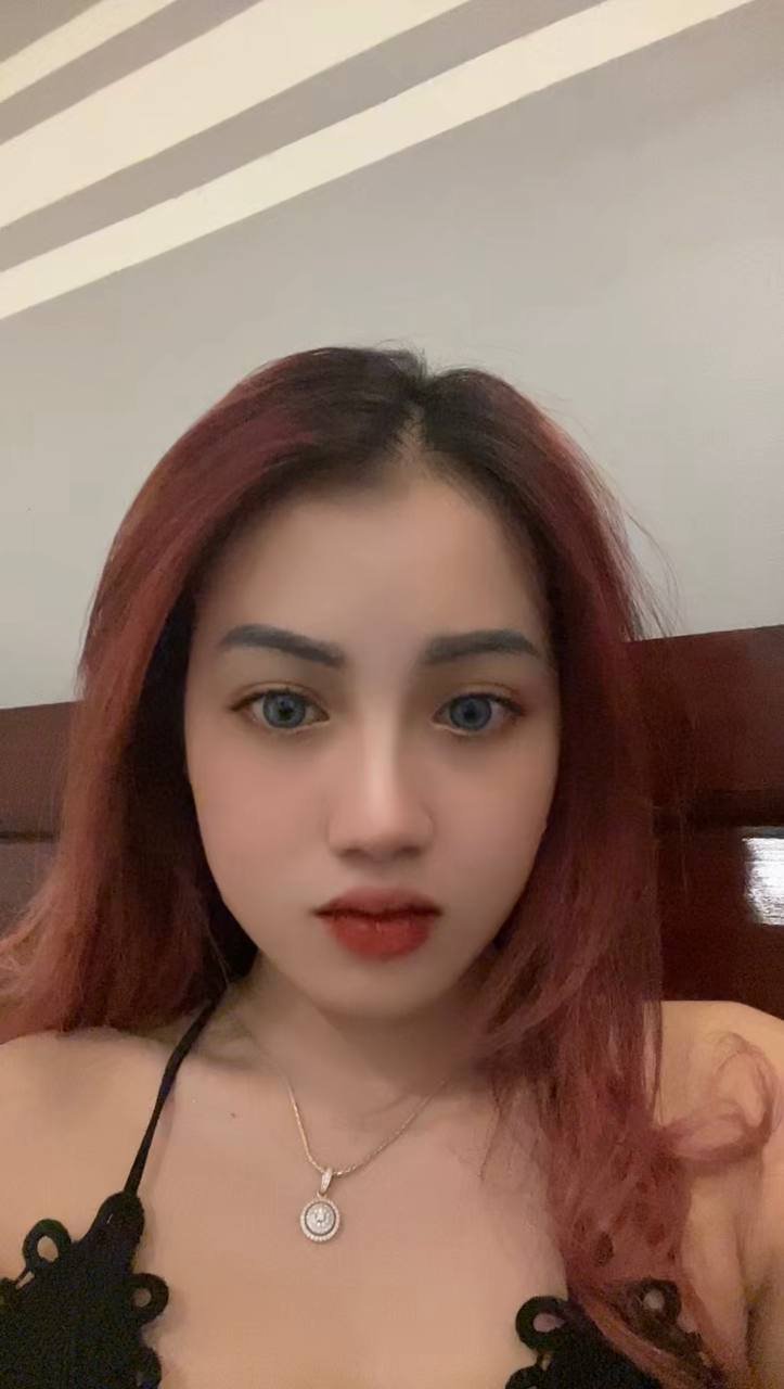 Meefe132182's profile picture. “Working from the heart with passion is an art!”