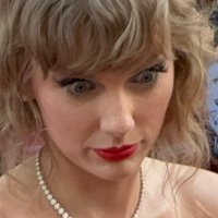 lina🧚♀️ (@tswizzlecat) 's Twitter Profile