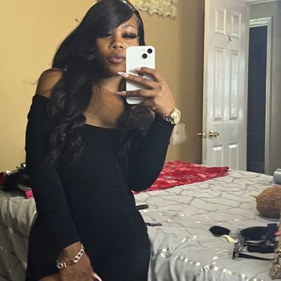 Louccciii w Da Good Coochiee 🤭🙈 a girl but a real a$$ nígga ❤️ this is my Only page mfers be weird fr ! & Im from MEMPHIS w NO KIDS TF 😘