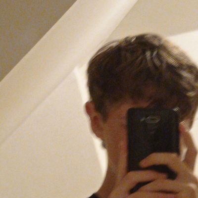 smoliiczech's profile picture. 