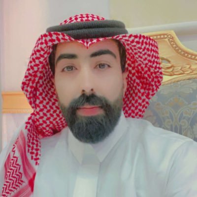 - يارب قلبًا يحبني ولا يُحزنني، قلبًا يملك من الطّيبة ما يُسعدني ويجعلني أشعر بوفرة الحظ.