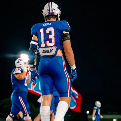 Westlake ‘25 | 6’4” | 230 | DE | #13 | 3.9 GPA