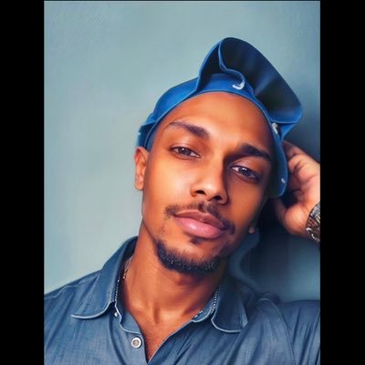 te_760's profile picture. 💙 " ويبقَى الله حين لا يبقى أحَد "