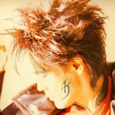 BOØWY,氷室京介,布袋寅泰,COMPLEX, のファンです,もし、失礼コメントなどが有りましたなら、すいません🙇宜しくお願い、いたします⚜️今井美樹さん、宜しくお願いいたします🙇エロ拓お断り‼️態度の悪い方ブロックさせて頂きます❗
愛國🇯🇵🎌弁護士付…宮崎県議会議員
斉藤了介宜しくお願いします❗