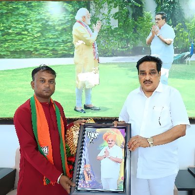 VinodSo95401946's profile picture. Vice president b.p.j.