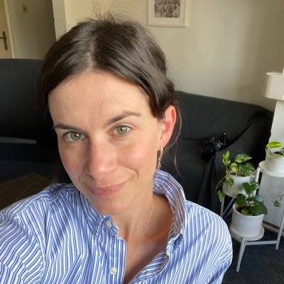 AnetaDorazilova's profile picture. clinical psychologist🧚🏻‍♀️gestalt therapist🦇psychotic & psychedelic states🪶IG: psychoreadingclub🌱