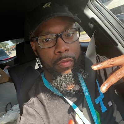 SCIP27's profile picture. God is Love... live life to the fullest... no regerts
