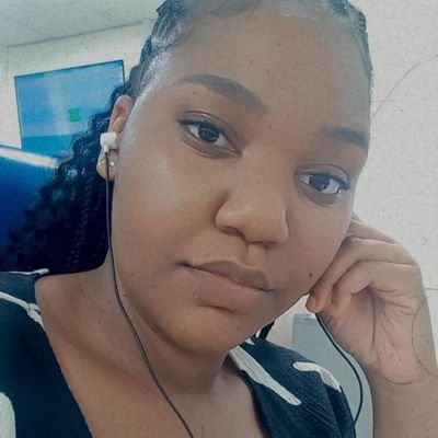 IAmZaynub's profile picture. communication analyst & writer/
Just honey with abit of lemon