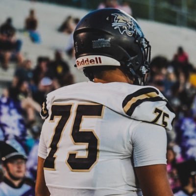 c/o 2025 | OG/OT | 6’3 275 | Buchholz high | NCAA ID# 2403252921 | email jda3052@gmail.com|