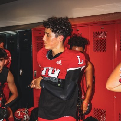 C\O 25’ | Orange Lutheran High School | 6’0 | 190lbs | WR/TE | 4.1 GPA