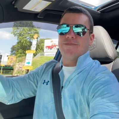 @RamsNFL, @chaseelliott Fan, addicted to @WaltDisneyWorld and @UniversalORL theme parks. “what you see, is what you get”