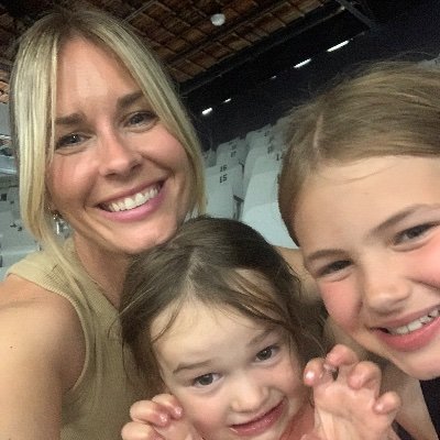 LRoher91568's profile picture. 