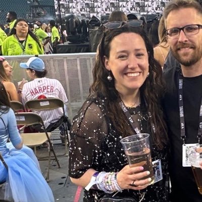 swiftie since ‘07 | teacher | dog mom | eras philly • london • vancouver