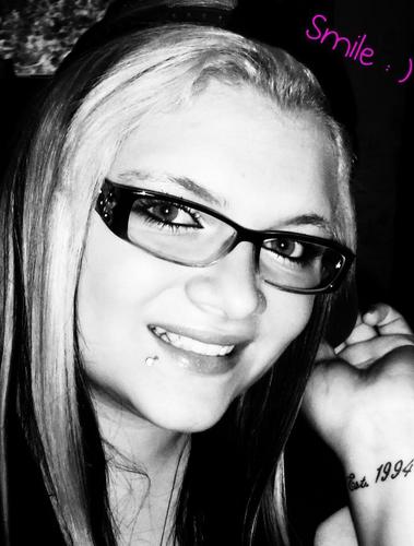 Oh_shh_lyssa's profile picture. 