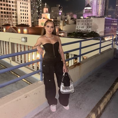 RuizSethia's profile picture. new acct