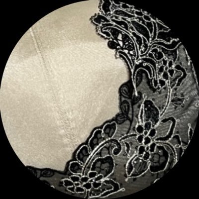 lapis97_'s profile picture. 骨ストG〜I65着用。女性オンリー。いつもバストについてブツブツ言っています。天安門事件
