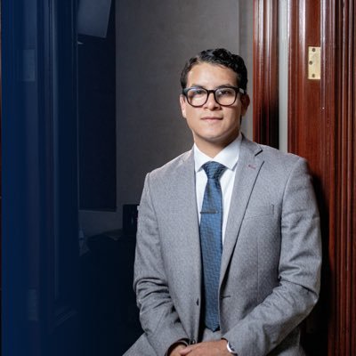 clydaelfinanzas's profile picture. 💰 Finanzas, inversiones, educación financiera 🎤 Conferencias y talleres 📷 IG @clydaelalcantar