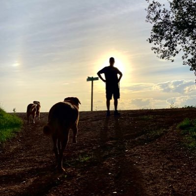 Treballant, creixent i vivint amb la meva família l'experiència del dia a dia.