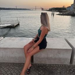 Rough651597's profile picture. 